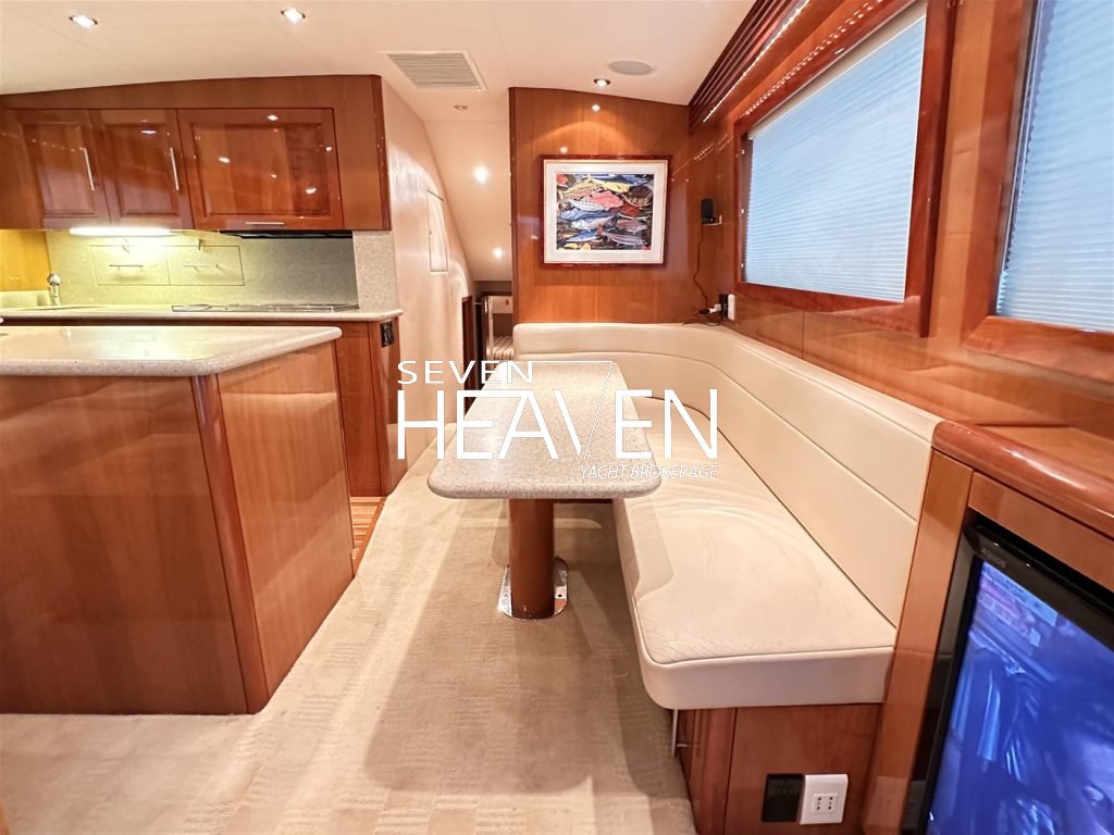 Hatteras 54 Convertible 13